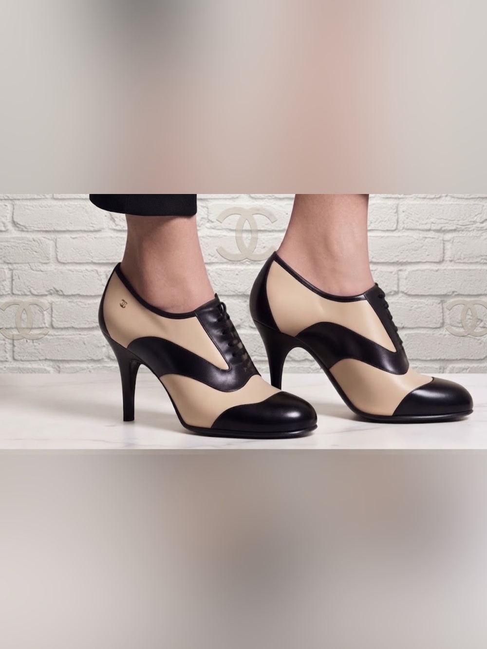 Rare Authentic Chanel luxury designer signature striped heels fit sz 8.5